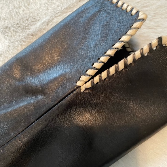 Salvatore Ferragamo Création Gold label leather jacket size 4/6 never worn. - Picture 9 of 15